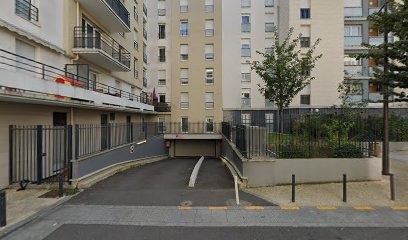 Ilham Bentout - Diététicienne, Nutritionniste à Thiais