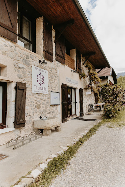 Nejma Zibouche Diététicienne-Nutritionniste Psychonutrition & Hypnose Diététicien à Aix-les-Bains