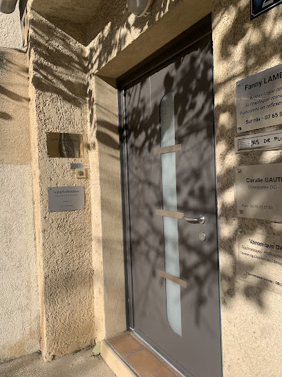 Céline Quatrefages - Nutrithérapeute & Massages Bien-Être - Aramon (Gard), Nutritionniste à Aramon